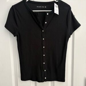 Abercrombie & Fitch Black Short Sleeve Button-Down Shirt
